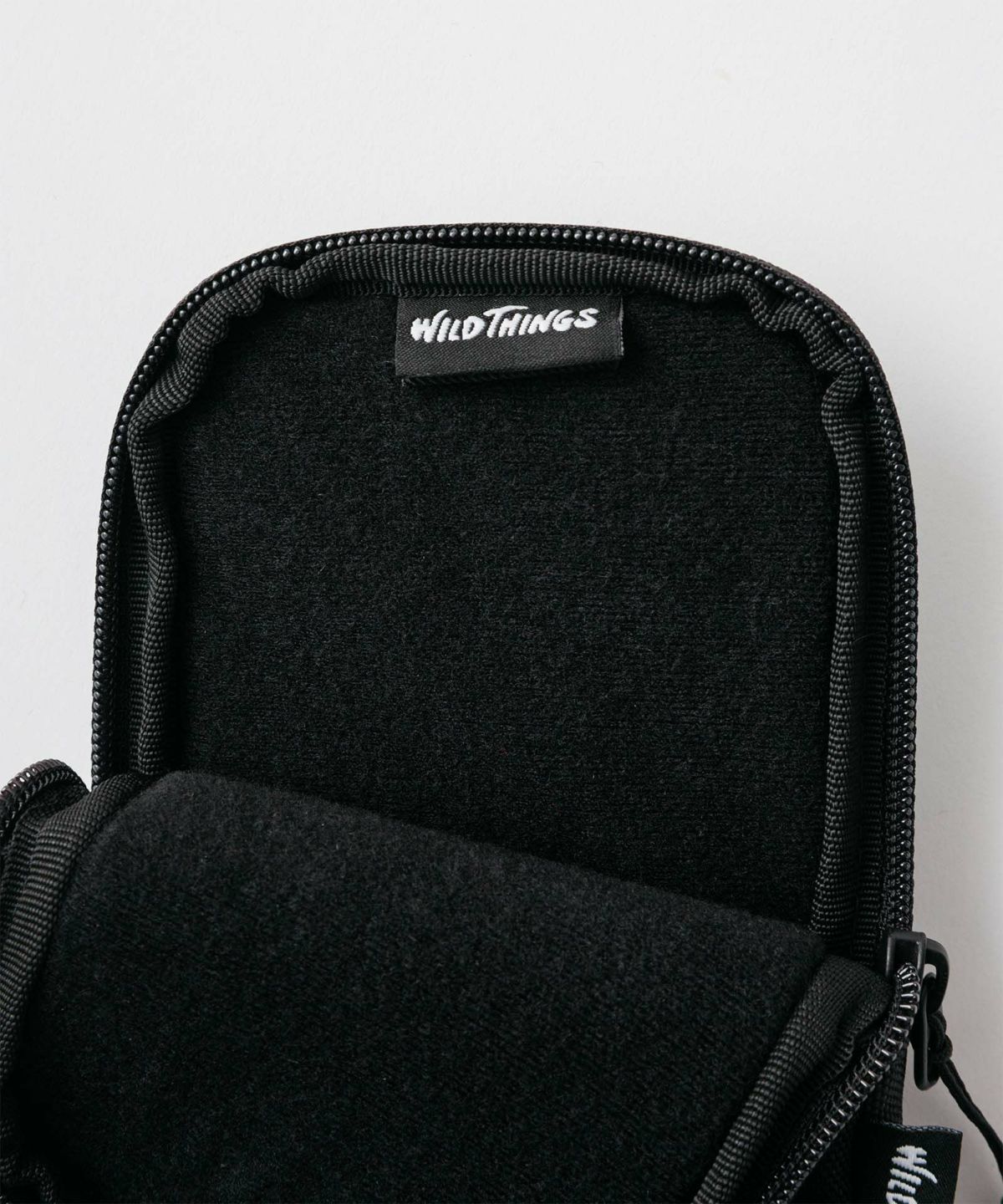 ワイルドシングス　バッグポリー コーデュラ ストラップ ポーチ