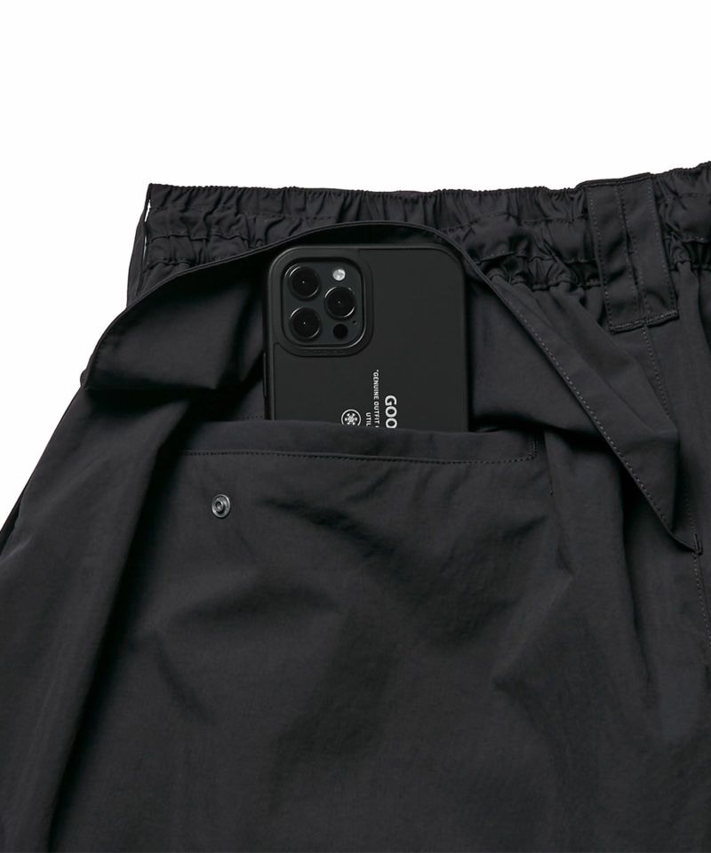 D-STRING UTILITY SHORTS