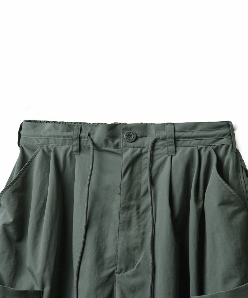 D-STRING UTILITY SHORTS